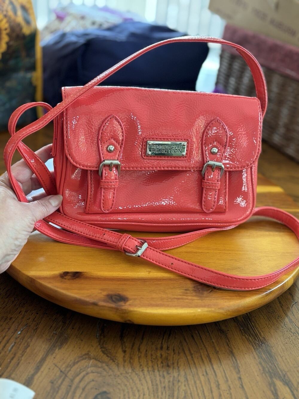 Kenneth Cole Reaction Coral Patent Small Crossbody Zip/Magnetic Pocket Silver